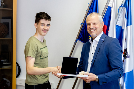 PODELITEV PRIZNANJ ZA ODLIČNOST V OSNOVNI ŠOLI 12.6.2025 - Valter Leban-0020